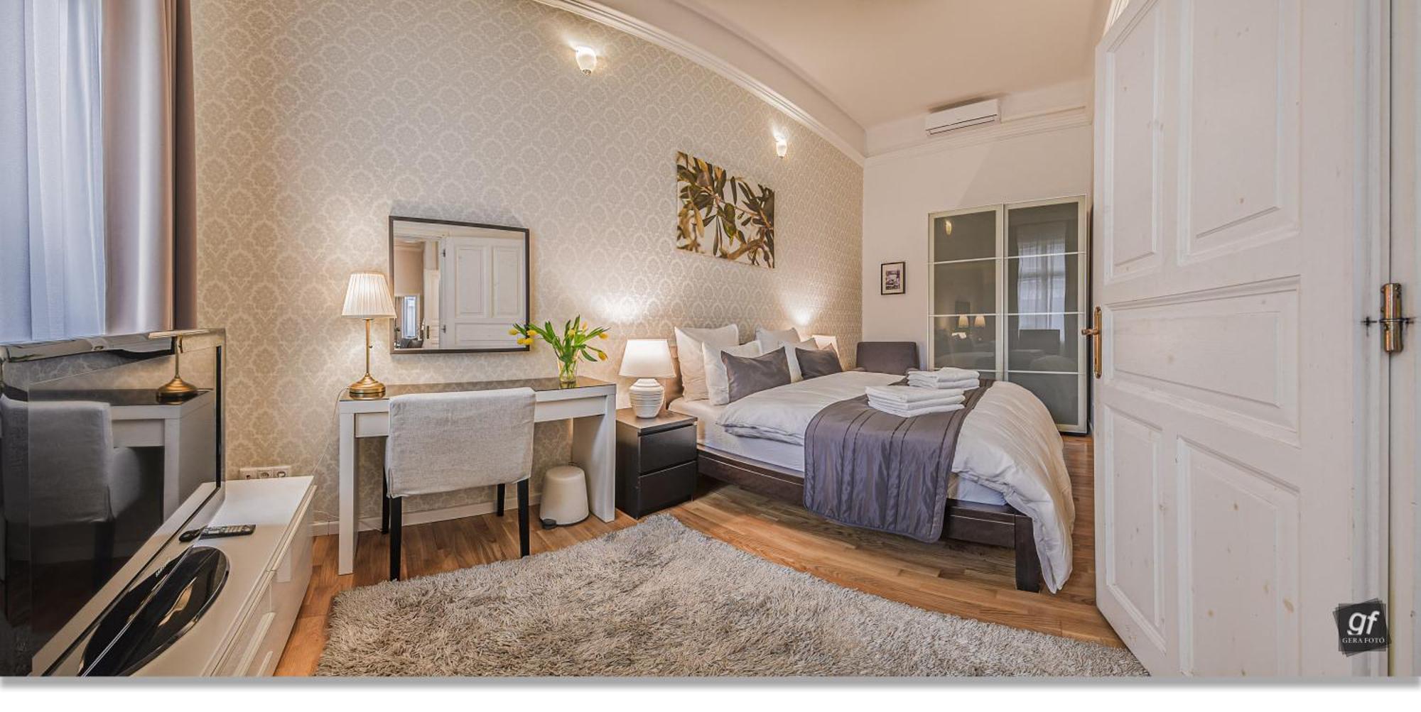 Apartment 4 Bedrooms 4 Bathrooms Luxury In Centre *