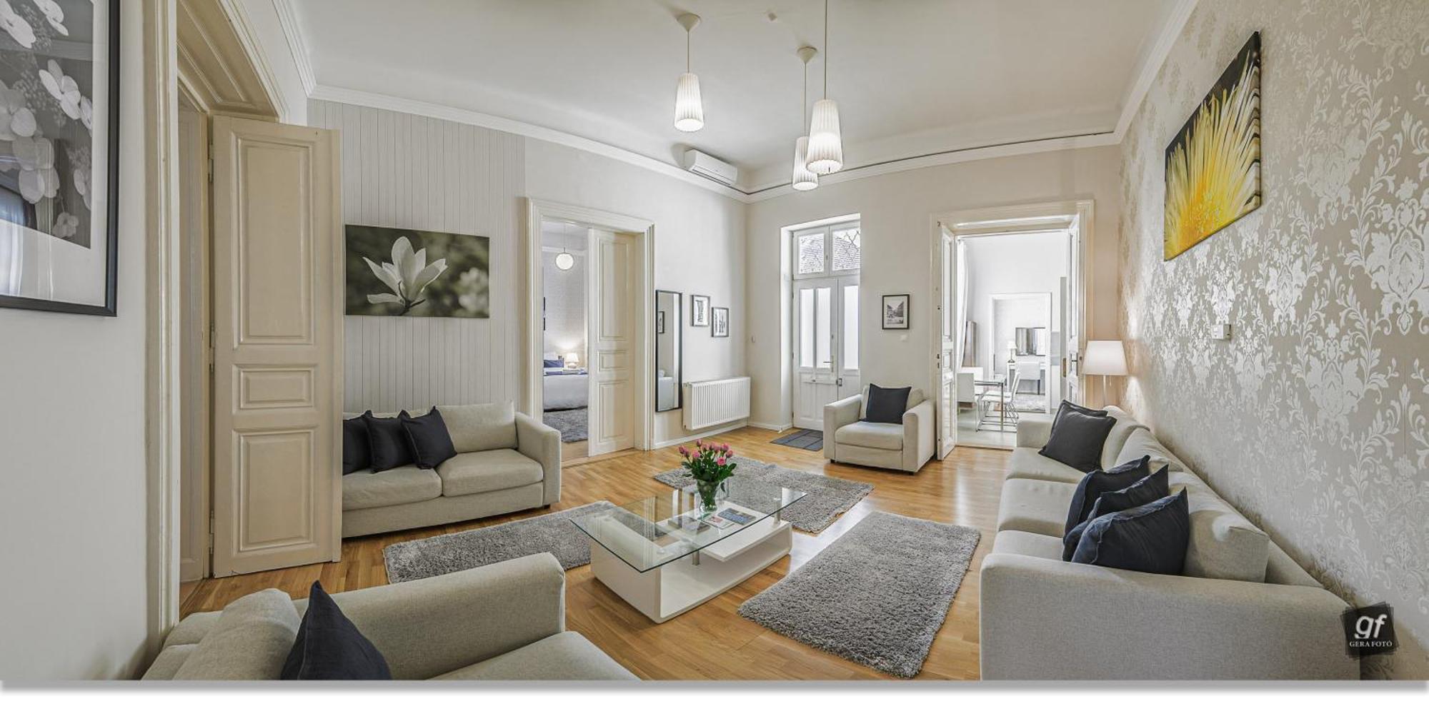 4 Bedrooms 4 Bathrooms Luxury In Centre *