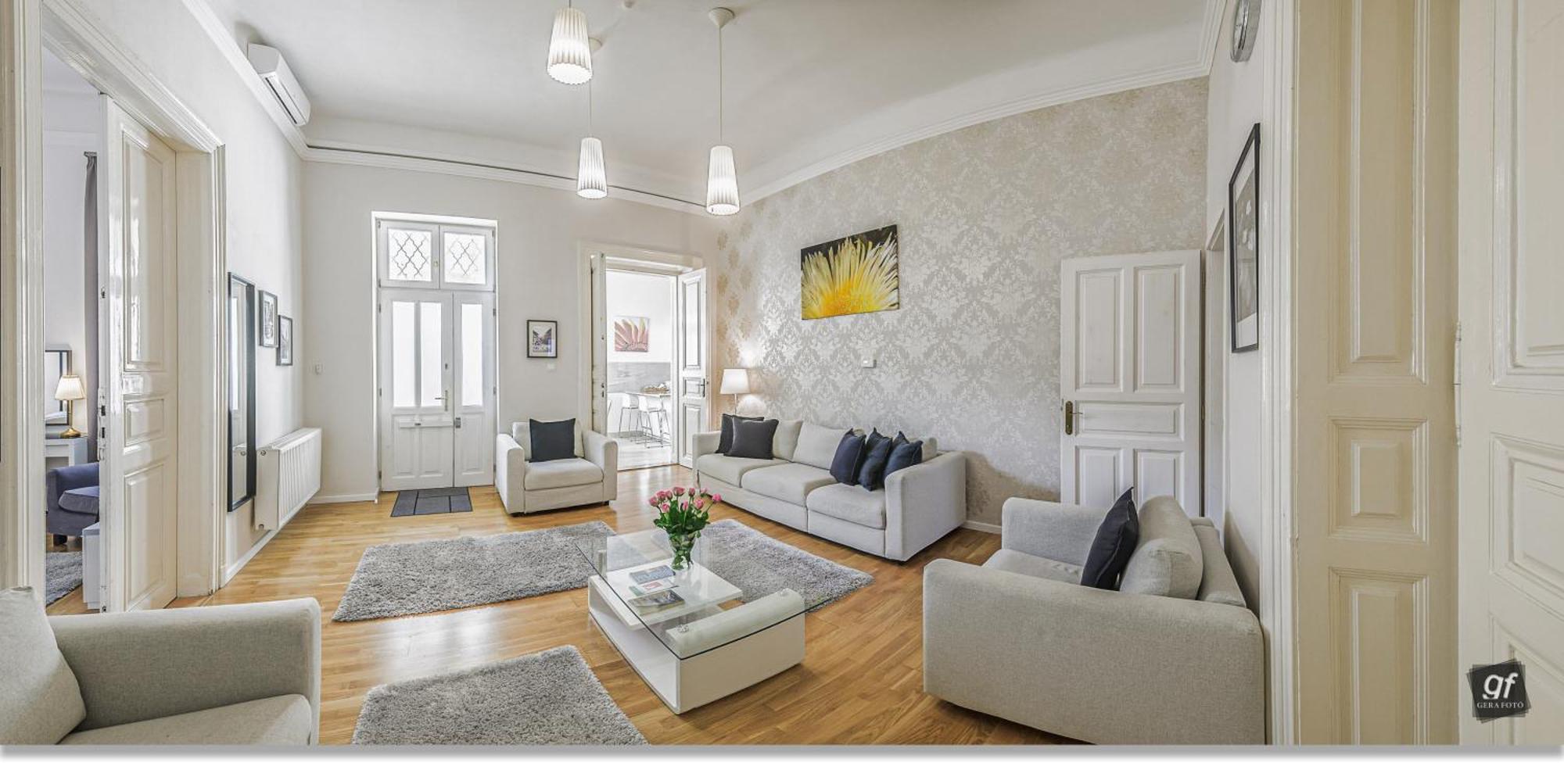 4 Bedrooms 4 Bathrooms Luxury In Centre Budapest