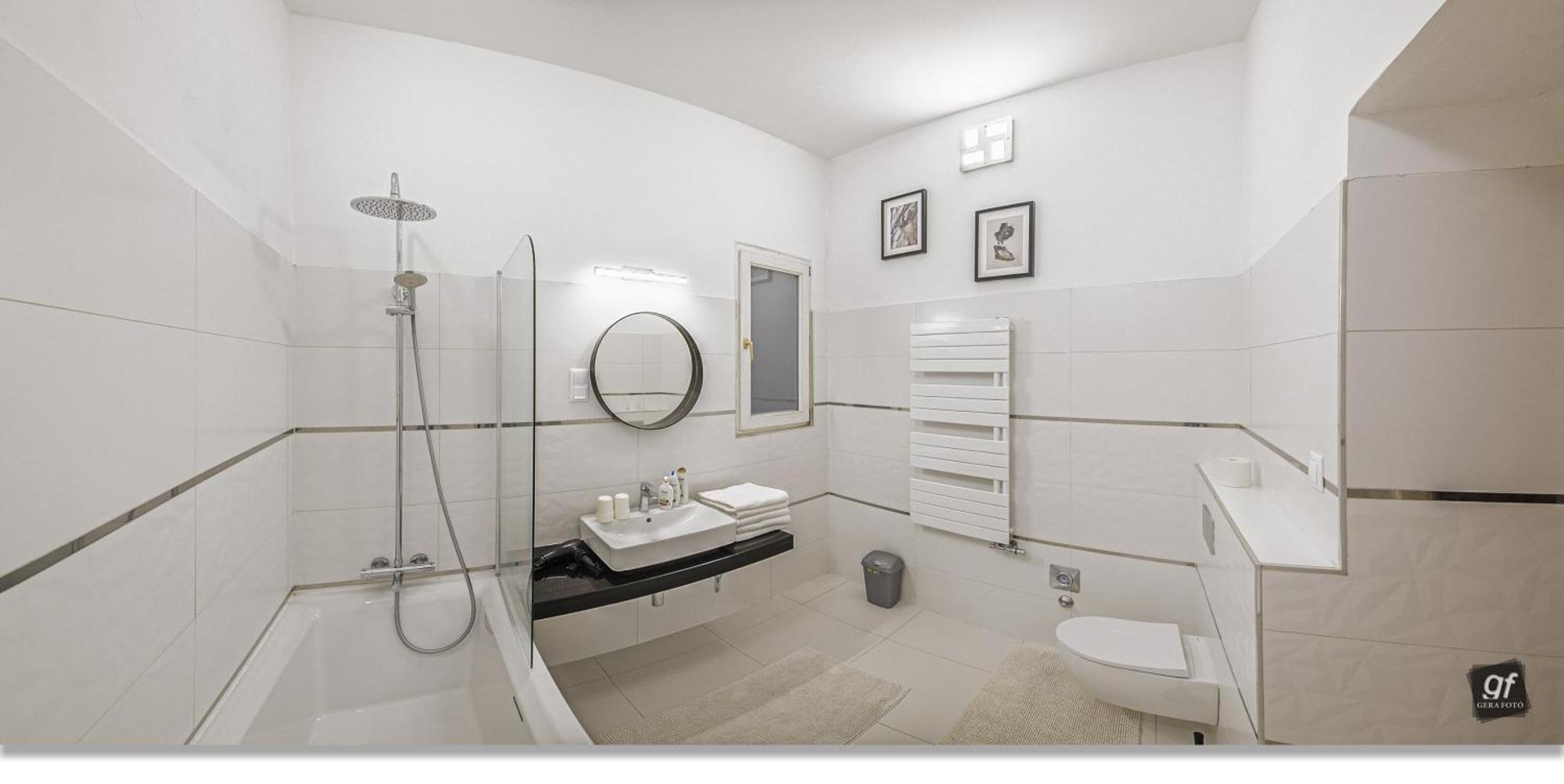 4 Bedrooms 4 Bathrooms Luxury In Centre * Budapest