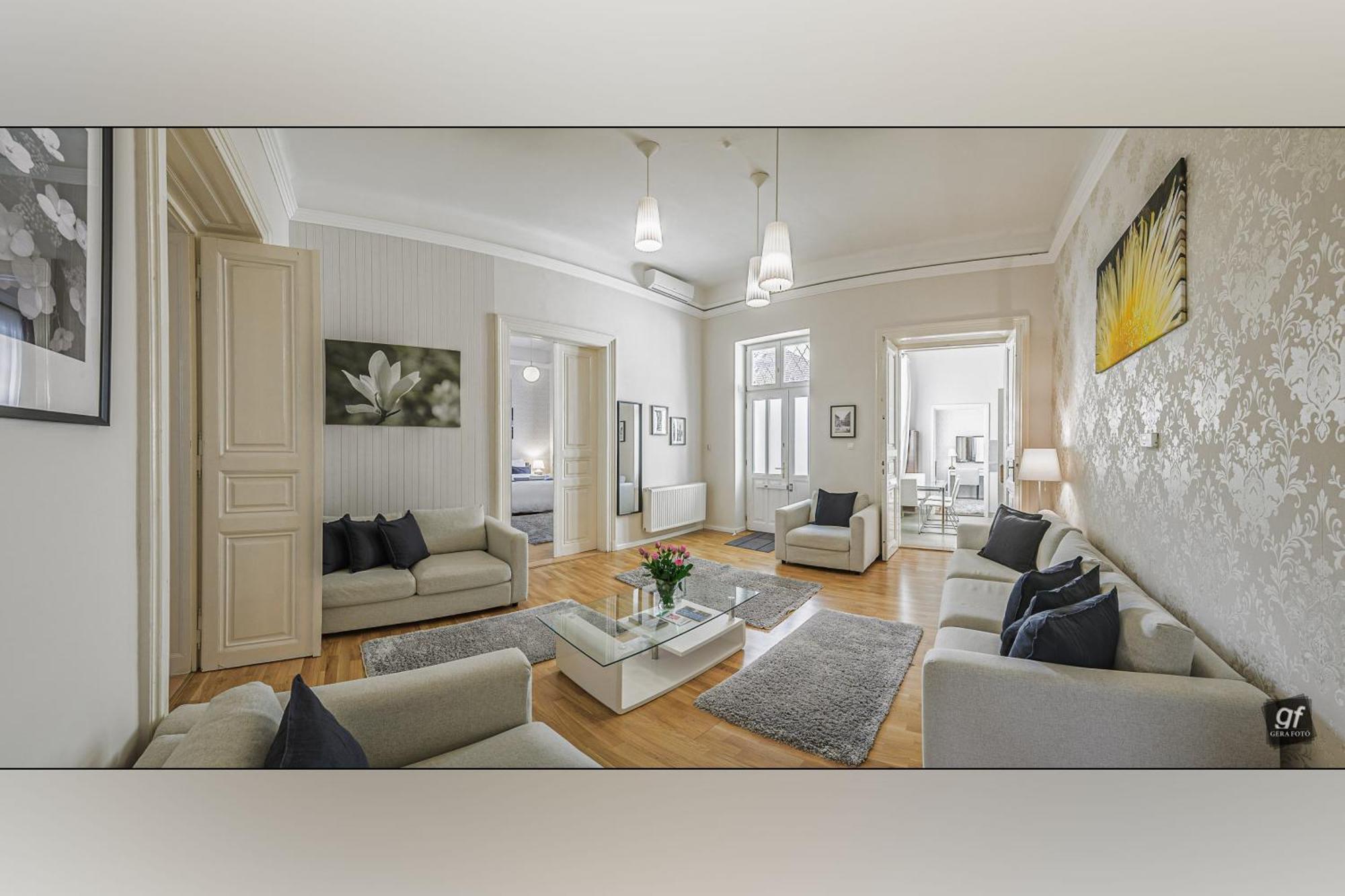 4 Bedrooms 4 Bathrooms Luxury In Centre Apartment Budapest